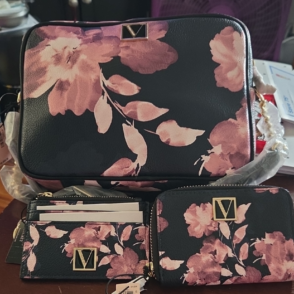 Floral Black and Pink Women's Bag Set